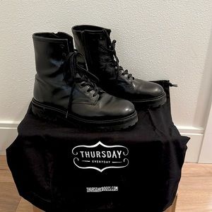Thursday Boot Co Women’s Combat Boot Size 9